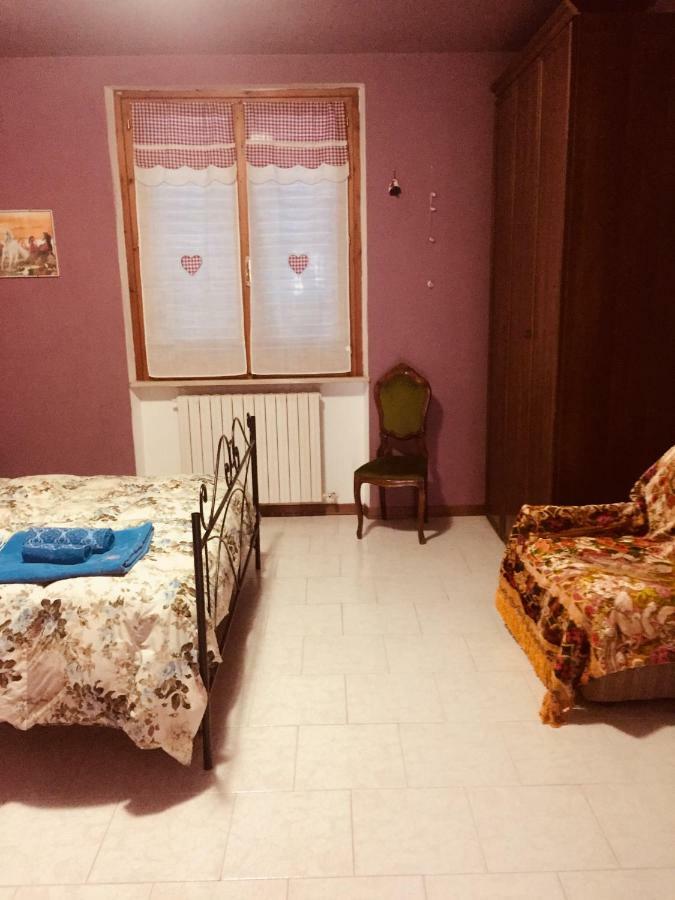 Il Girasole Apartment Castel Ritaldi Bagian luar foto