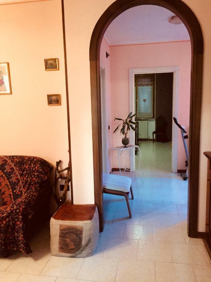 Il Girasole Apartment Castel Ritaldi Bagian luar foto