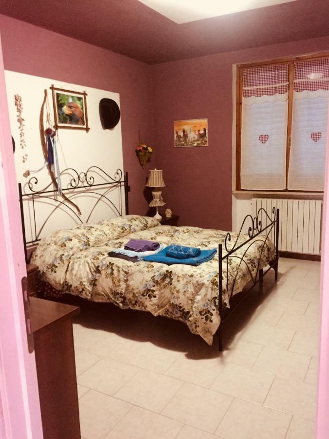 Il Girasole Apartment Castel Ritaldi Bagian luar foto