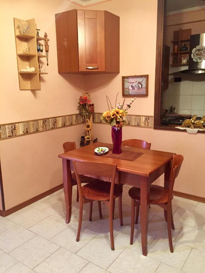 Il Girasole Apartment Castel Ritaldi Bagian luar foto